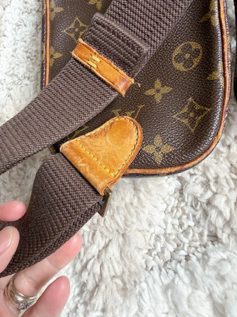 Louis vuitton mens womens monogram sling crossbody pochette gange bag + box - Picture 8 of 16
